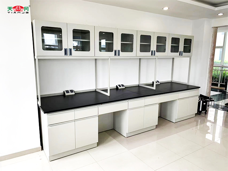 這三種實驗臺的區別在哪里？