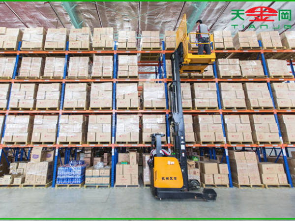 昆山天金岡貨架廠家為您介紹獲得倉庫貨架設(shè)計(jì)方案必不可少的幾個(gè)步驟