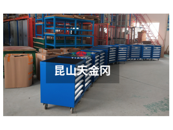 工具柜生產(chǎn)廠家哪家好，品牌廠家心無旁騖，打造品質(zhì)【天金岡】